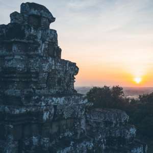 Freight from humen to cambodia