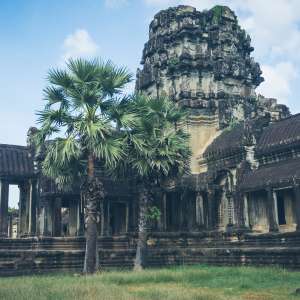 freight from hongwan to cambodia