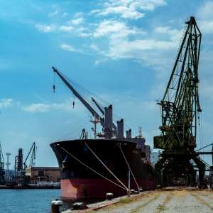 freight from huangpu old port to the UAE