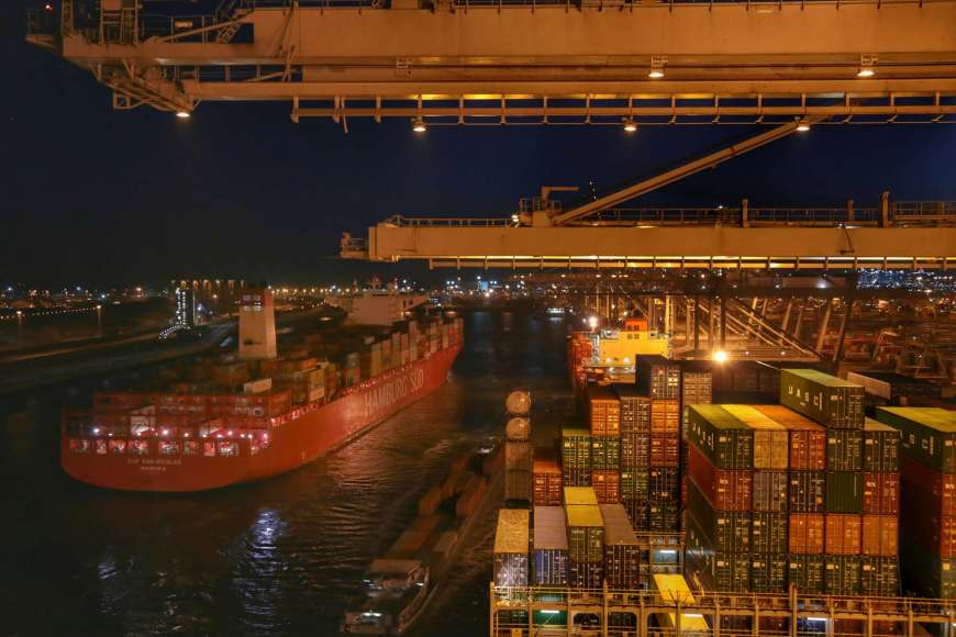 freight from Yangpu to Netherlands