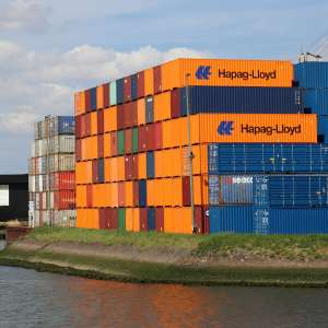 freight from Yangpu to uae