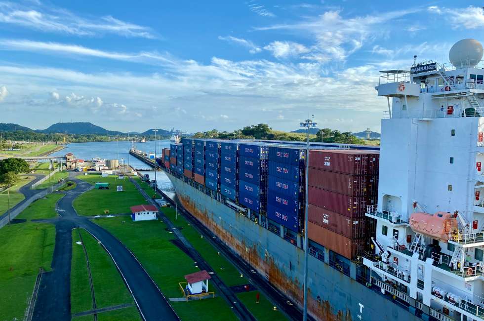 freight from Shanghai Port to Singapore