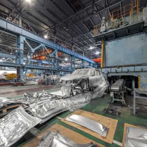 Russia's Aluminum Export Pivot Reshapes Global Shipping