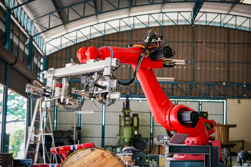 AI-Driven Logistics: Revolutionizing Freight Management in the Digital Era