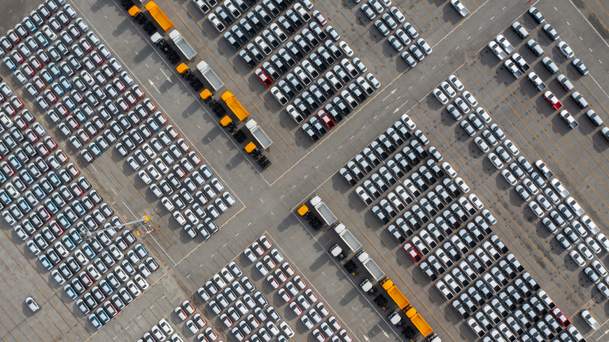 Adapting to Automotive Shifts: Air Freight and Logistics Solutions