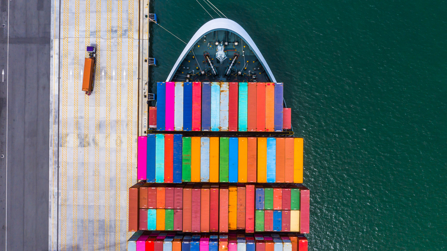 Navigating FCL Shipping Challenges: Common Issues and Solutions