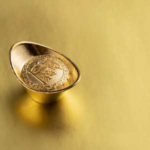 Gold Rush: US Import Surge and Its Ripple Effect on Shipping