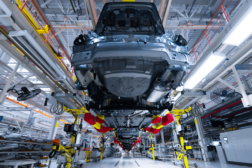 Efficient Logistics: Guiding Automotive Industry Through Production Shifts