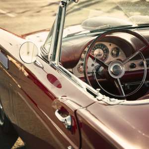 Classic Car Transport: The Role of Specialized Logistics